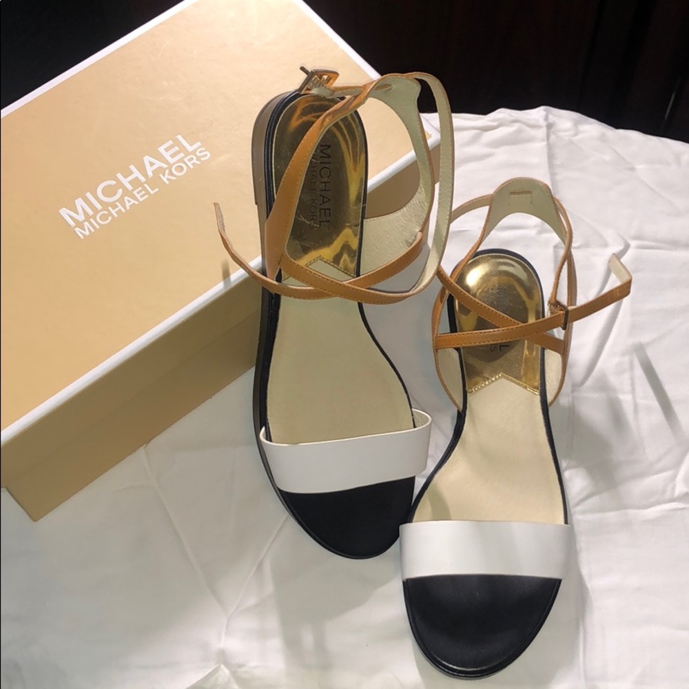 Michael kors sandals brand new never worn